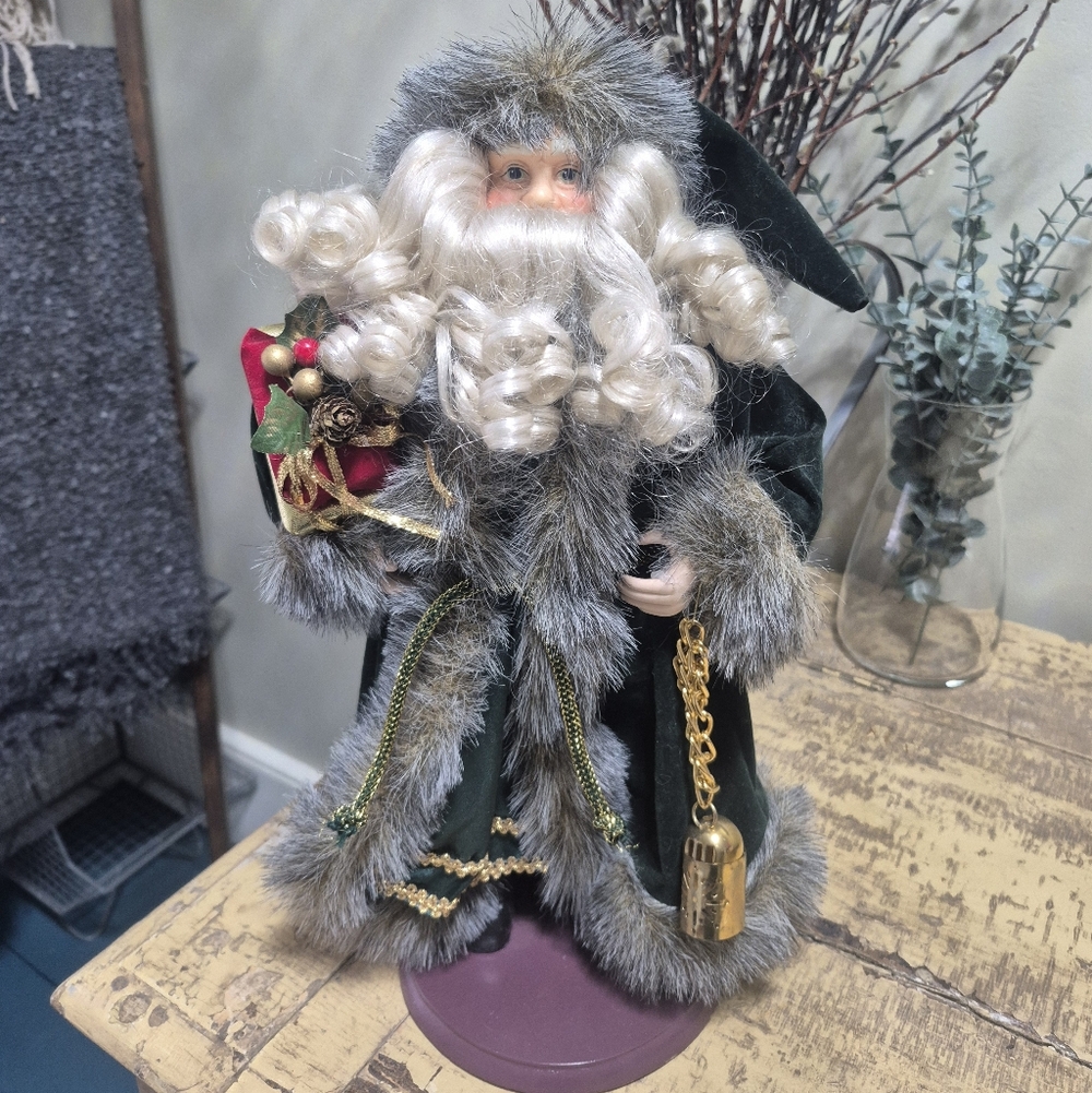 ENESCO Santa/ Father Christmas